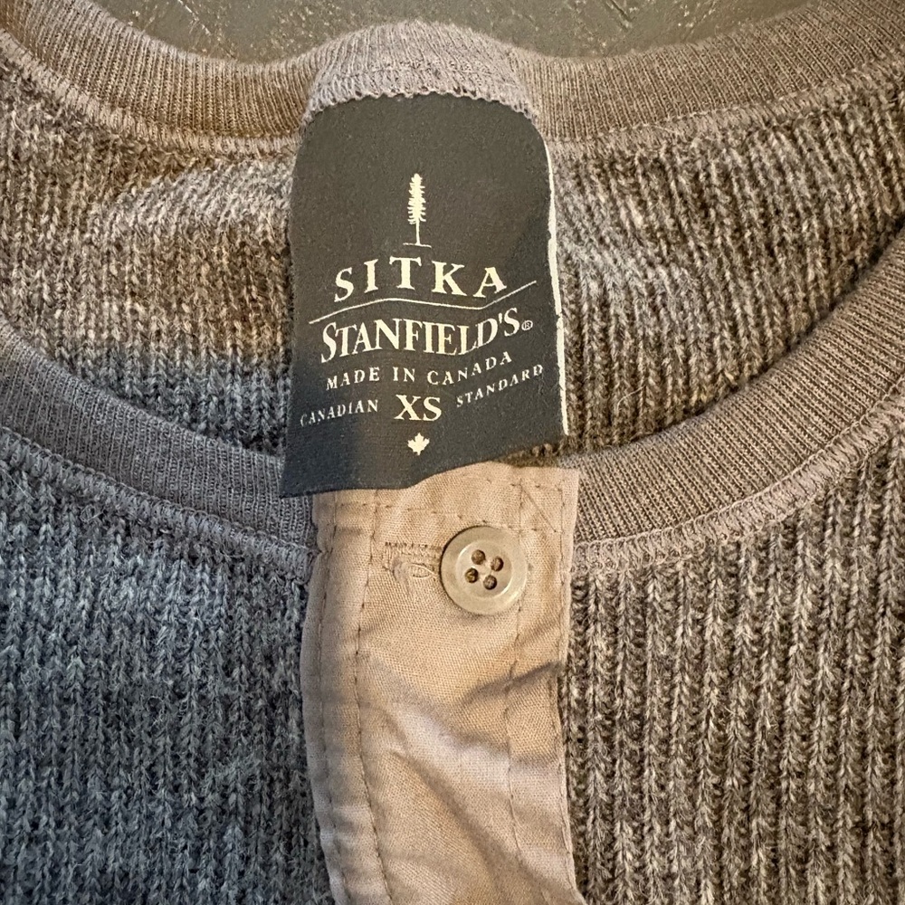 Sitka Stanley Henley Wool Shirt - XS - Picture 2 of 7